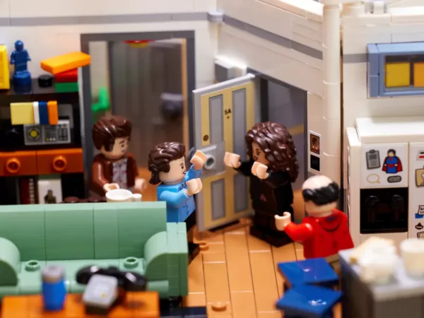 LEGO 21328 Ideas Seinfeld - 90er Jahre Sitcom. – Bild 5