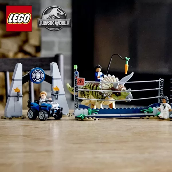 LEGO 75937 Jurassic World Zorn des Triceratops. – Bild 4