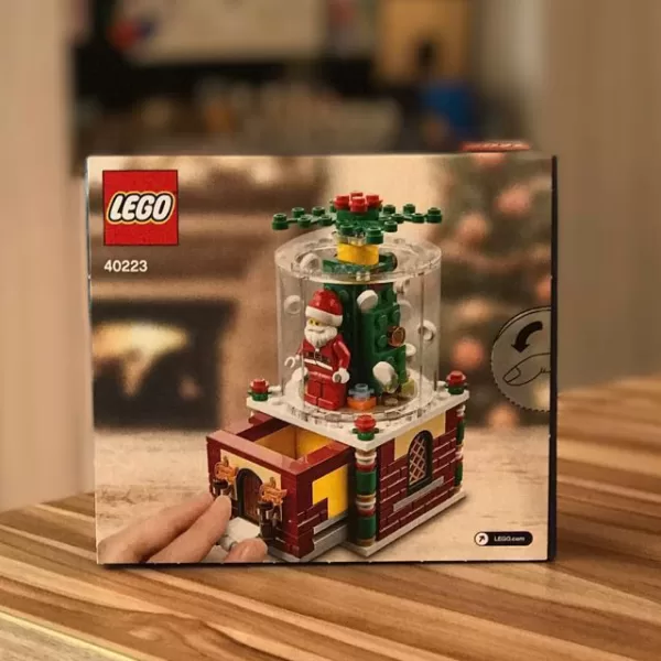 LEGO 40223 Schneekugel. – Bild 3