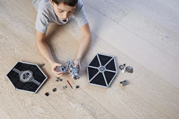 LEGO 75211 Star Wars Imperial TIE Fighter™ – Bild 9