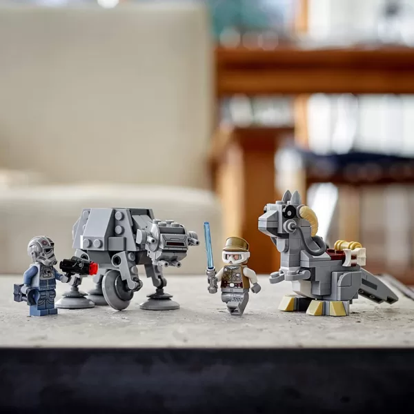 LEGO 75298 Star Wars at-at vs. Tauntaun Microfighters Bauset mit Luke Skywalker und at-at Pilot Minifiguren – Bild 6