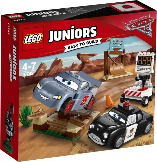 LEGO Juniors 10742 - Rasante Trainingsrunden in der Teufelsschanze – Bild 6